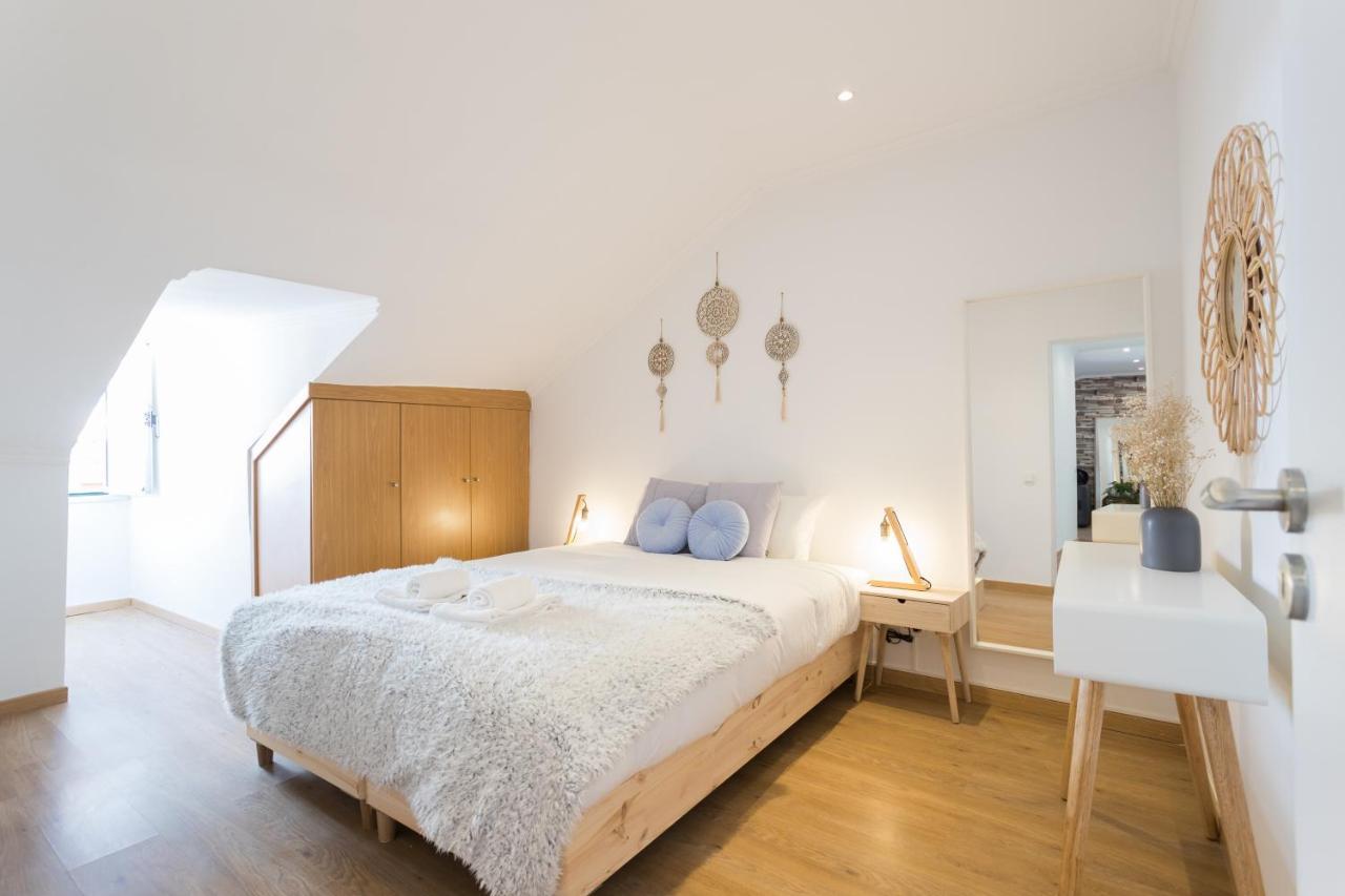 Rato Cozy 3Br W/Balcony - By Lu Holidays Apartment Lisbon Exterior photo